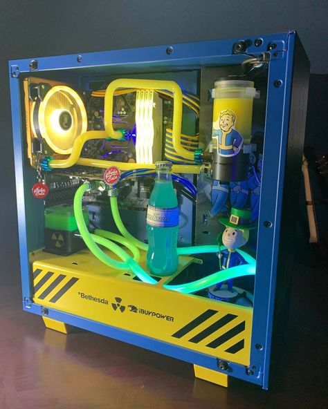 Custom Fallout PC by 1YardLoss on Reddit (a.k.a. oddertech) Fallout Pc, Custom Pc, Fallout, Gaming, Quick Saves