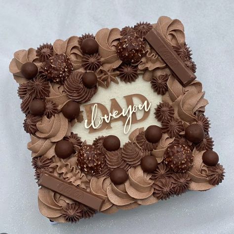 I Love You Dad Cake Charm Brownies Hias, Brown Cake Design, Cake For Dad, Grazing Boxes, Birthday Cake For Cat, Sheet Cake Designs, Rectangle Cake, Chocolate Cake Designs, Dad Birthday Cakes