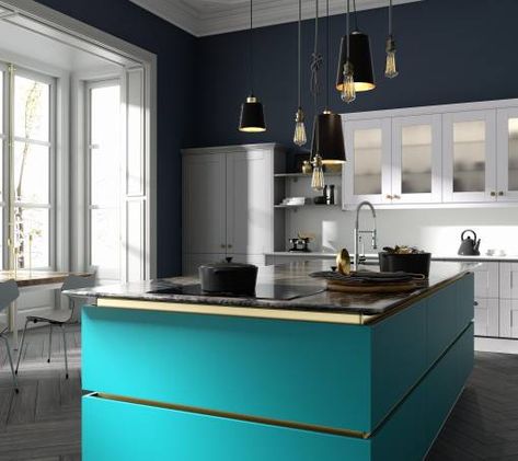 Kitchen Cabinet Color Ideas, Contemporary Style Kitchen, Wren Kitchen, Low Ceiling Lighting, Teal Kitchen, Best Kitchen Cabinets, Shaker Style Kitchens, New Kitchen Designs, Kitchen Cabinet Colors