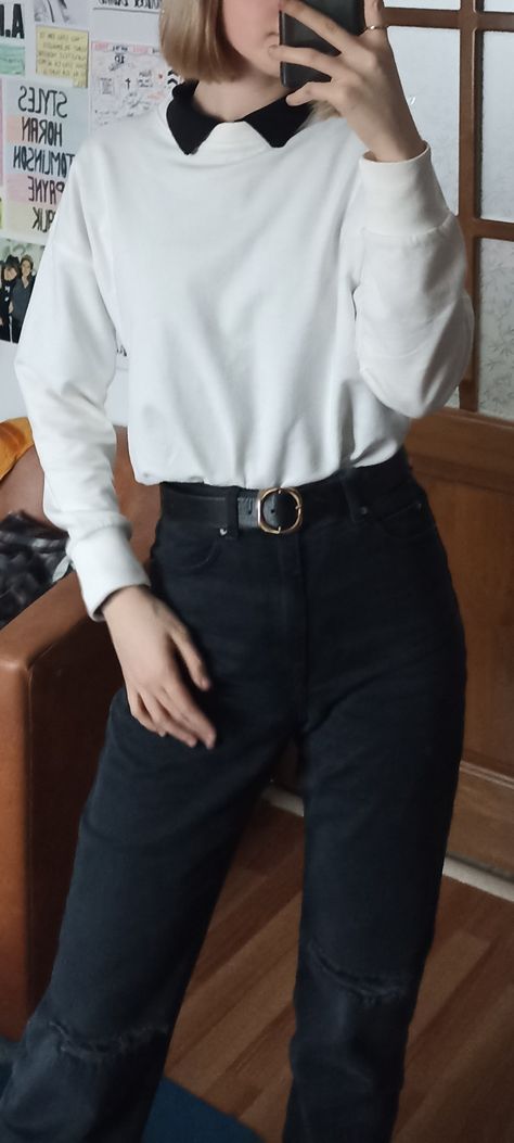 Black Collared Shirt Outfit Layered, White Shirt And Black Sweater Outfit, Black And White Collared Shirt Outfit, Black Collared Shirt Outfit, Shirt Under Sweater Outfit, Jeans Winter Outfit, Collared Shirt Outfits, Drip Ideas, Revenge Dress