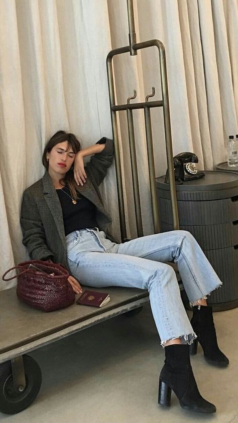 Parissiene Style, Jeanne Damas Style, French Outfits, French Capsule Wardrobe, Parisienne Style, Parisian Look, New York Outfits, French Girl Chic, Jeanne Damas