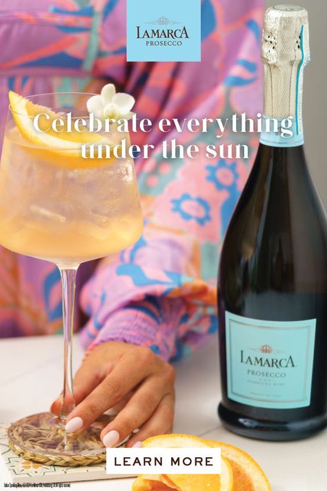 Refreshingly crisp with a delicate touch of sweetness, La Marca Prosecco is the perfect complement to any cocktail. Lamarca Prosecco, Drinks Summer, Cocktail Drinks Alcoholic, Cocktail Appetizers, Cowboy Caviar, Yummy Alcoholic Drinks, Dessert Appetizers, Wine Drinks, Cocktail Drinks