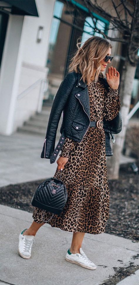 Trendy Autumn Outfit To Be Wearing in 2020 | Cute Fall Fashion Ideas Leopard Print Dress Outfit, Printed Dress Outfit, Leopard Print Outfits, Leopard Outfits, Outfit 2020, Aesthetic Winter, Fall Dress Outfit, Trendy Fall Outfits, Autumn Clothes