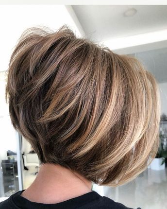 Short Inverted Bob for Thick Hair Inverted Bob Short, Easy Short Haircuts, Inverted Bob Haircuts, Inverted Bob Hairstyles, Stacked Bob Hairstyles, Stacked Bob Haircut, Corte Bob, Bob Hairstyles For Thick, Inverted Bob