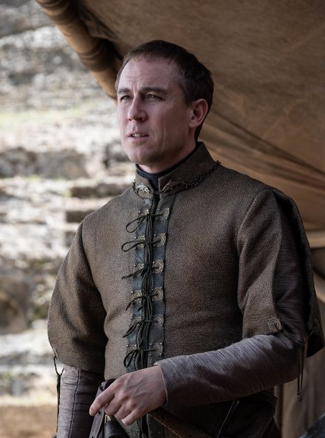 Why Tobias Menzies' Edmure Tully Was The Game of Thrones Finale Punching Bag #refinery29 Tully Game Of Thrones, Edmure Tully, Tobias Menzies, Catelyn Stark, Game Of Thrones Series, Gra O Tron, Iron Throne, Kit Harington, Sansa Stark