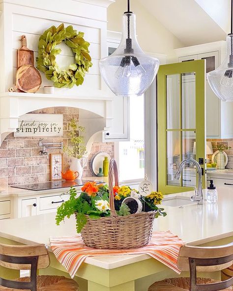 Bright Colored Kitchen, Colorful Farmhouse Kitchen, Plaids And Poppies, Florida Kitchen, Boho Modern Farmhouse, Cottage Vibes, Work Outside, Colorful Cottage, Spring Basket