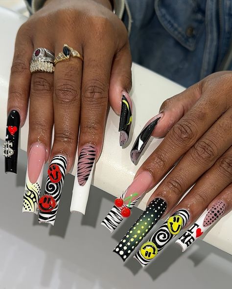 Sanai | Overly love these😍😍😍😍 📍Marietta, Ga📍 #hiramnailtech #atlantanailtech #atlnails #ATLNAILS #atlantanails #powderspringsnailtech... | Instagram Long Nail Freestyle, Christmas Nails Dramatic, Red Leapord Print Nail, Maximalist Valentines Nails, Different Style French Tip Nails, Graphic Short Nails, Paint Nails Aesthetic, Brazil Inspired Nails, Casino Nails Designs 777