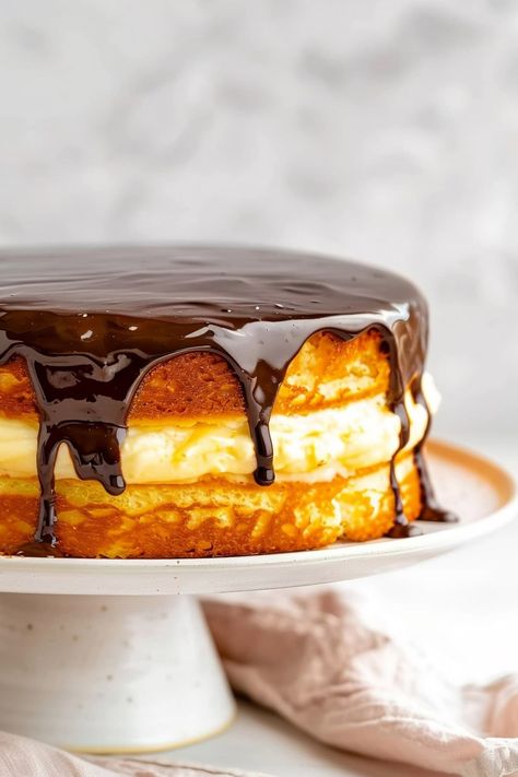 Boston Cream Pie - Insanely Good Authentic Boston Cream Pie, Boston Cream Cake Easy, Original Boston Cream Pie Recipe, Boston Cake, Boston Creme Pie, Moist Sponge Cake, Boston Cream Pie Recipe, Boston Cream Cake, Gram Crackers