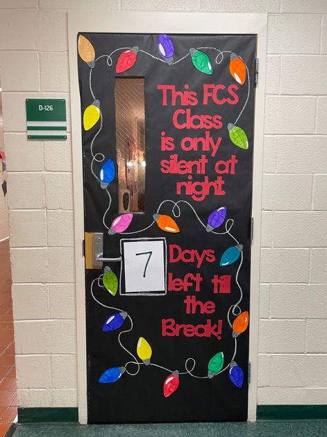 FCS Door Idea Holiday Classroom Door Decorations, Door Decoration For Preschool, Preschool Door Decorations, Kindergarten Door, Classroom Door Decorating, Teacher Door Decorations, Door Decorations Classroom Christmas, Christmas Doors, Holiday Door Decorations