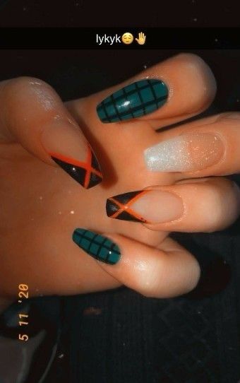 Oo nails Bakugou Nails Acrylic, Simple Anime Nail Designs, Bakugo Nails Design, Anime Gel Nails, Bakugo Inspired Nails, Mha Inspired Nails, Fairy Tail Nails, Mha Nail Designs, Bakugou Nails Art