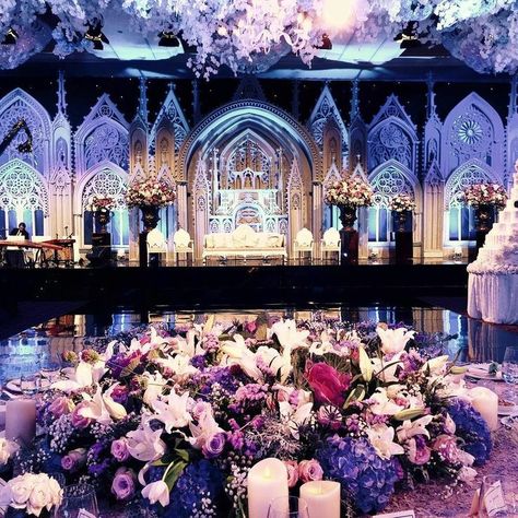 Castle Wedding Decor, Wedding Throne, Dekorasi Wedding, Resepsi Pernikahan, Castle Birthday, Lavender Decor, Wedding Concept, Beautiful Outdoor Wedding, Wedding Backdrop Design