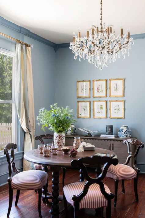 Blue Dinning Room Design, Blue And Green Dining Room, Light Blue Dining Room, Blue Dinning Room, Dining Room Victorian, Green Dining Room, Dining Room Blue, Dinning Room Design, Formal Dining Room