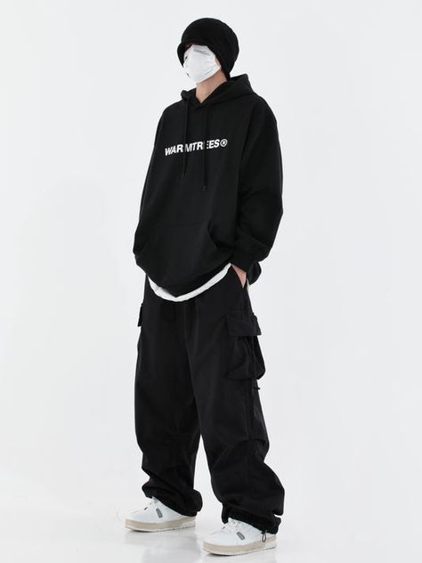 Pocket Joggers Outfit, Men Baggy Cargo Pants Outfit, Male Hip Hop Outfits, Hip Hop Outfits Dancers Men, Korean Hip Hop Fashion Men, Black Minimalist Outfit Men, Mens Clothing Styles Baggy, Men Dance Outfits, Hiphop Dance Outfit Men