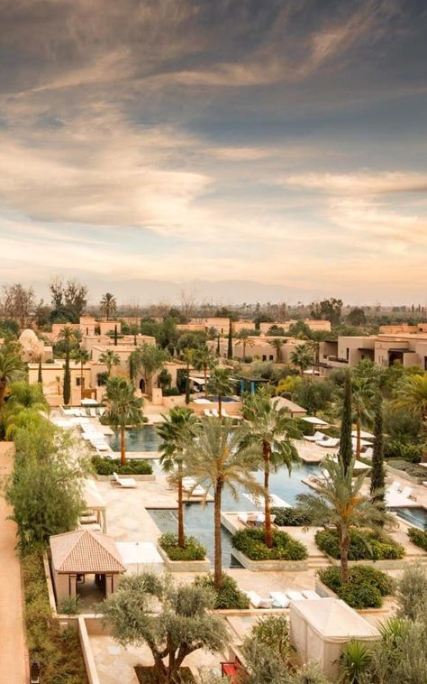 Souks, spas and sunsets: the Four Seasons Resort Marrakech Oasis Resort, Mirage Hotel, Hotel Landscape, Luxury Resort Hotels, Architecture Elevation, Four Seasons Resort, House Extension, Resort Pools, Resort Villa