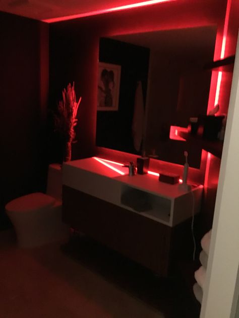 Bathrooms With Led Lights, Bathroom Ideas Aesthetic Led Lights, Bathroom Led, Bathroom With Led Lights, Bedroom With Red Led Lights, Led Bathroom Aesthetic, Red Led Lights Bedroom Aesthetic, Red Lights Bedroom, Black Room Red Lights