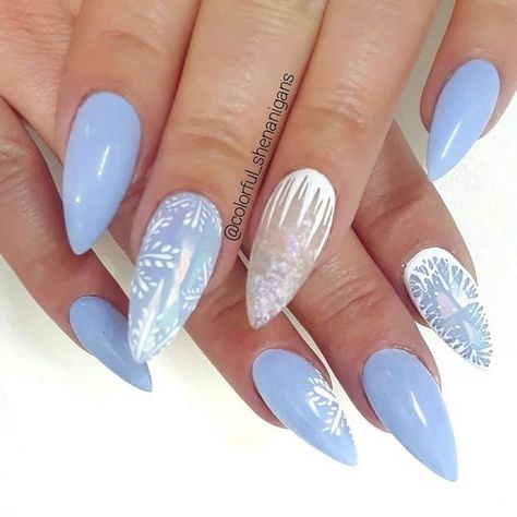 white-blue-nail-polish-winter-acrylic-nails-icy-snowflakes-decorations-on-different-fingers Blue Christmas Nails, Nail Art Noel, Winter Manicure, Easy Nails, Winter Nails Acrylic, Nail Colors Winter, Apple App, Winter Nail Art, Winter Nail Designs