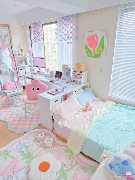 Kawaii Room Ideas Aesthetic, Korean Pastel Room, Kawaii Dorm Room, Blue Pink Room, Pastel House Decor, Kawaii Bedroom Ideas, Ornament Ideas Diy, Kawaii Bedroom Aesthetic, Xmas Ornaments Diy