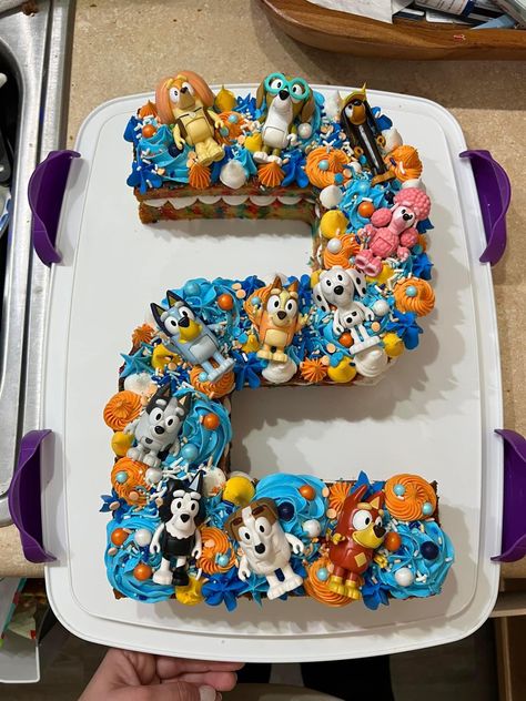 Bluey Number Cake, Bluey Cupcake Cake, Second Birthday Cakes, Bluey Party, Pull Apart Cupcakes, 2nd Birthday Party Themes, Birthday Inspo, Number Cakes, Cupcake Cake