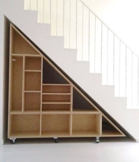 Stair Nook, Space Under Stairs, Små Rum Lidt Plads, تحت الدرج, Stairs Storage, Staircase Storage, Under The Stairs, Basement Storage, Basement Stairs