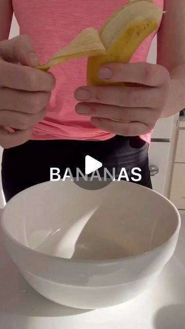 Banana Calories, Banana Oat Cookies, Oven Baked Chicken Parmesan, Healthy Dessert Recipes Easy, Healthy Cookie, Banana Oat, Banana Dessert, Oat Cookies, Healthy Desserts Easy