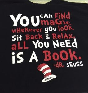 Reading Tshirt Ideas, Dr Seuss Sayings, Reading Tshirts, 1 Lovers, Dr Seuss T Shirts, Dr Seuss Shirts, Childcare Ideas, Dr Seuss Crafts, America Shirts