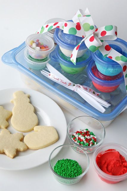 sugar Christmas Cookie Party, Cookie Decorating Kit, Cookie Decorating Kits, Cookie Decorating Party, Easy Butter, Cookie Kit, Butter Frosting, Diy Cookie, Cookie Party