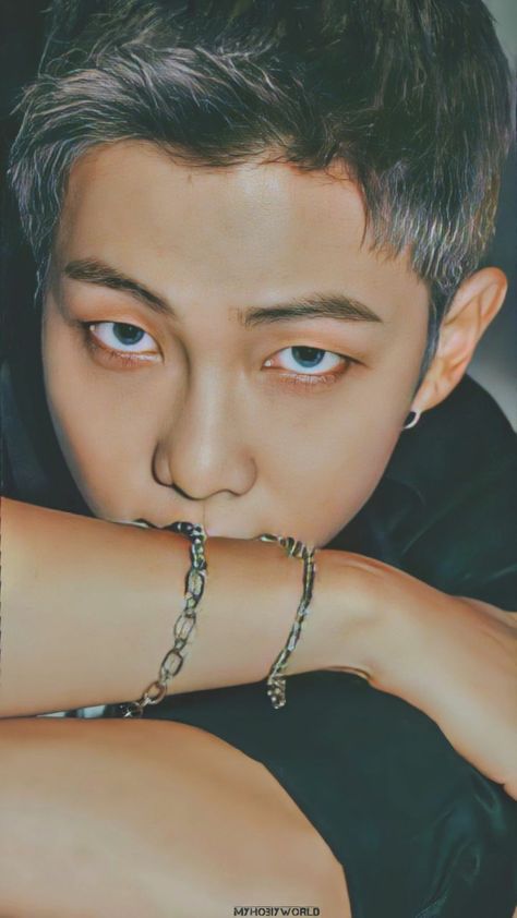 Dragon eyes RM #kimnamjoon #rm #rmleader #btsarmy Namjoon's Eyes, Keychain Business, Card Keychain, Bts Eyes, Dragon Eyes, Eye Close Up, Jeongguk Jeon, Eyes Wallpaper, Bts Stuff