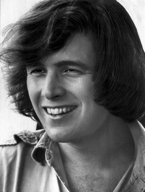 Don McLean’s ‘American Pie’ – The True Story | Best Classic Bands American Pie Lyrics, The Day The Music Died, Don Mclean, Cat Stevens, American Pie, Music Therapy, Tour Dates, Vincent Van, All Music