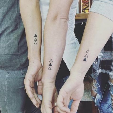 I don’t own this pic Sister Foot Tattoos, Sister Anchor Tattoos, Sister Heart Tattoos, Sister Symbol Tattoos, Disney Sister Tattoos, Siblings Tattoo For 3, Pinky Promise Tattoo, Sister Tattoo Designs, Promise Tattoo