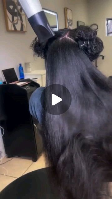 LifewitqueenP on Instagram: "How to grow your hair in 14day #hairgrowth #naturalhair #lifewitqueenp #essex #london #4chair #growhair #growfasthair" Perm Rod Set, Free Wig, Natural Hair Stylists, Hair Extentions, Hair Techniques, Heatless Curls, Wigs For Sale, High Ponytail, Grow Hair Faster