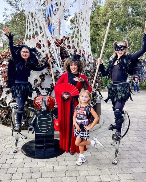 Looking for a fun, spooky adventure for the whole family this fall? Don’t miss **Brick-or-Treat at LEGOLAND San Diego**! 🎃 👻 This kid-friendly Halloween event is packed with exciting activities like trick-or-treating, costume contests, live shows, and LEGO character meet-and-greets. Your little ones will love exploring the park, all while enjoying festive seasonal snacks and building spooky creations. Plus, with rides and attractions open, it’s the perfect mix of Halloween fun and LEGOLAND... Lego Character, Kid Friendly Halloween, Lego Characters, Halloween Event, Costume Contest, Halloween Fun, Kid Friendly, The Park, Trick Or Treat