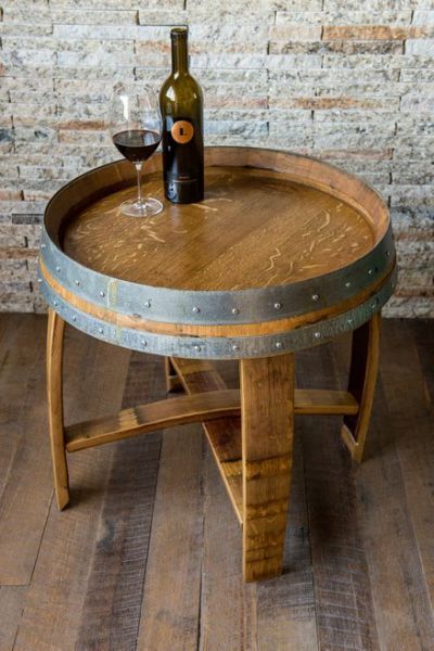 Barrel Table Diy, Wine Barrel Diy, Barrel Side Table, Whiskey Barrel Coffee Table, Wine Barrel Coffee Table, Whiskey Barrel Table, Wine Barrel Crafts, Barrels Diy, Wine Barrel Table