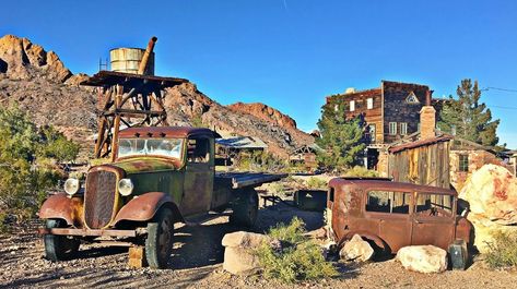 Nelson Ghost Town, Gold Mine, Abandoned Cars, Ghost Town, Classic Cars Trucks, Old Buildings, Ghost Towns, Monument Valley, Nevada