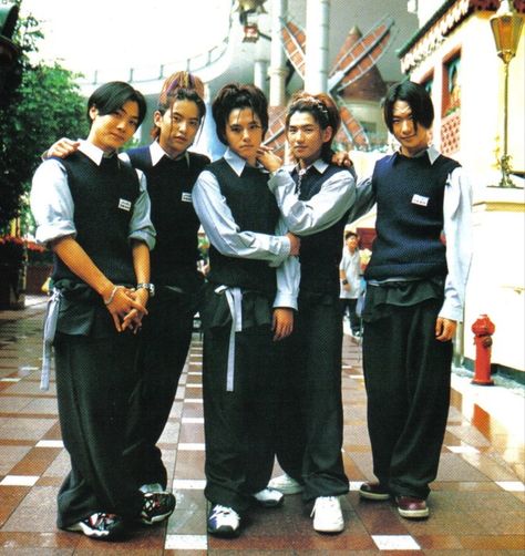 Nrg Kpop, Sechskies 90s, 90s Kpop, Early 2000s Mens Fashion Hip Hop, 00s Mens Fashion Hip Hop, H.o.t Kpop 90s, Boys To Men Group 90s, Kpop Boy, Im In Love