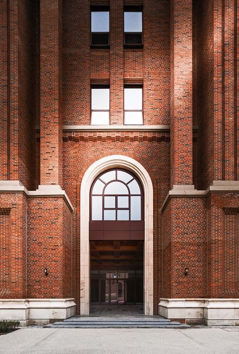 Brick Building Aesthetic, Brick Detail, University Architecture, Building Aesthetic, Brick Arch, Chief Architect, Brick Architecture, Brick Facade, University Campus