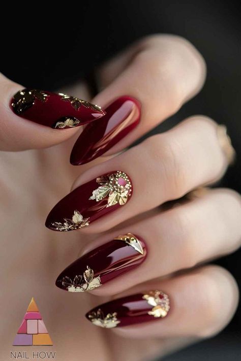 Wedding Red Nails, Gold And Burgundy Nails, Burgundy Gold Nails, Gold Red Nails, Red Burgundy Nails, Burgundy And Gold Nails, Red And Gold Nail Designs, Red Gold Nails, Burgundy Fall Nails