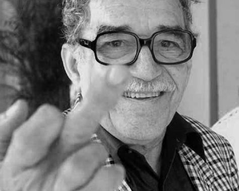 Gabriel Garcia Marquez Gabriel Garcia Marquez Books, Gabriel Garcia Marquez Quotes, Nobel Prize In Literature, Kurt Vonnegut, Gabriel Garcia Marquez, America Latina, Story Writer, Dale Carnegie, Book Writer