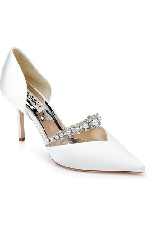 Badgley Mischka Bridal Shoes, Black Tie Shoes, Badgley Mischka Bridal, Ivory Pumps, Perfect Heels, Badgley Mischka Shoes, Glitter Sandals, Beautiful Heels, Bridal Sandals