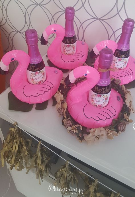 Palm Springs flamingo bachelorette Flamingo Theme Bachelorette Party, Flamingo Bachelorette Party Ideas, Bachelorette Themes Tropical, Luau Bachelorette Party Ideas, Palm Springs Birthday Party, Flamingo Bridal Shower Ideas, Pink Beach Bachelorette Party, Aruba Bachelorette Party, Bachelorette Pink Theme