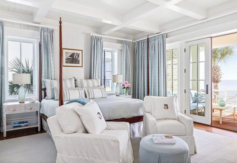 This Seagrove Florida Vacation Home is Steeped in Tradition - Southern Home Magazine Seagrove Florida, Peter Pan Bedroom, Florida Vacation Home, Concrete Block House, Southern Home Magazine, Southern Charm Decor, Metal Range Hood, Bigger House, Florida Cottage