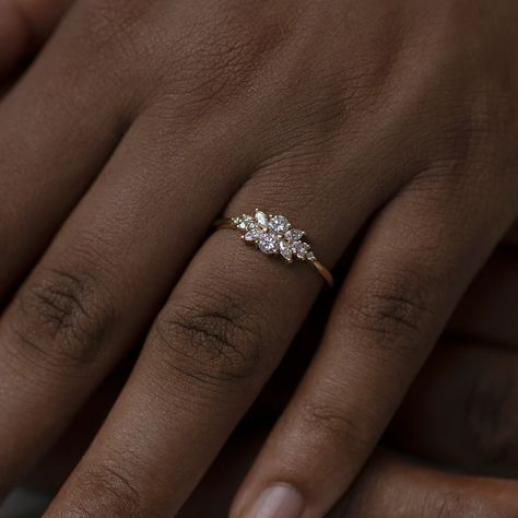 Small Engagement Rings, Pretty Engagement Rings, Floral Composition, Dainty Engagement Rings, Cute Engagement Rings, Future Engagement Rings, Our Engagement, Elegant Engagement Rings, Simple Engagement Rings