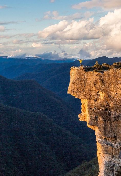 Blue Mountains Australia, Australia Tourism, Sydney Travel, Visit Sydney, Ayers Rock, Airlie Beach, The Blue Mountains, Blue Mountains, Instagrammable Places