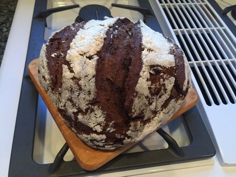 Pumpernickel Raisin Bread Recipe, Rasin Bread, Pumpernickel Bread, Oven Bread, Dutch Oven Bread, Raisin Bread, Apple Bread, Sour Dough, Sourdough Recipes