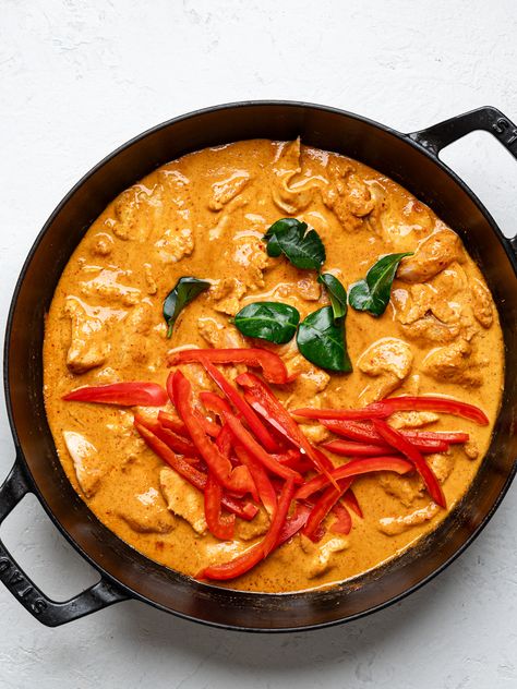 Panang Chicken Curry - Sandra Valvassori Penang Curry Recipe, Penang Curry Chicken Thai Recipes, Papaya Chicken, Easy Panang Curry Chicken, Vegetarian Panang Curry, Panang Curry Chicken, Authentic Thai Panang Curry, Thai Panang Curry, Panang Curry Recipe