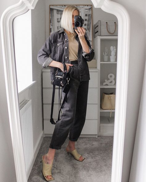 Bottega Mules Outfit, Bottega Mules, Charlotte Buttrick, Bottega Veneta Mules, Romantic Kibbe, Mules Outfit, Glo Up, Double Denim, Spring Outfit