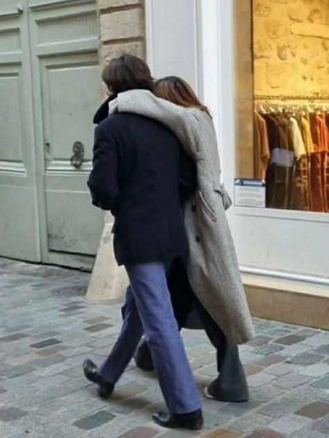 Alex And Louise, Alex Turner And Louise Verneuil, Paris In November, 30 Year Old Man, Rockstar Gf, Car Aesthetic, Sahara Desert, Thomas Brodie, November 3