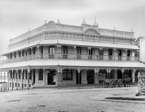 Ipswich Qld, Australian History, Shop Fronts, North Star, Store Fronts, Queensland, Vintage Shops, Louvre, Australia