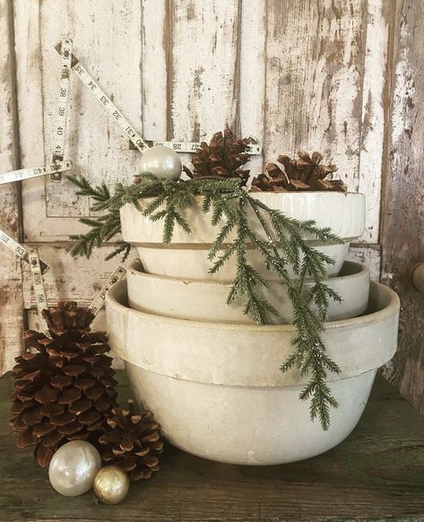 Crock Bowls Decor, Christmas Crock, Bowl Decor, Christmas Cottage, Bah Humbug, Farm Houses, Chic Holiday, Wooden Boards, Cottage Christmas