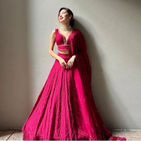 Indiana Outfits, Pink Chaniya Choli, Pink Lehenga Choli, Bridesmaid Lehenga, Lehenga Choli For Women, Choli For Women, Model Blouse, Stitched Lehenga, Lehenga Designs Simple