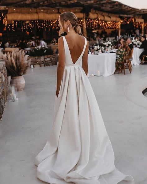 Eva Lendel WC — Kinsley James Couture Bridal Wedding Dress V Neckline, Low Back Simple Wedding Dress, Wedding Dress With Back Detail, Split Wedding Dress, Casual Beach Wedding Dress, Low Back Wedding Dress, Italian Wedding Dresses, Backless Bridesmaid Dress, Sweep Train Wedding Dress